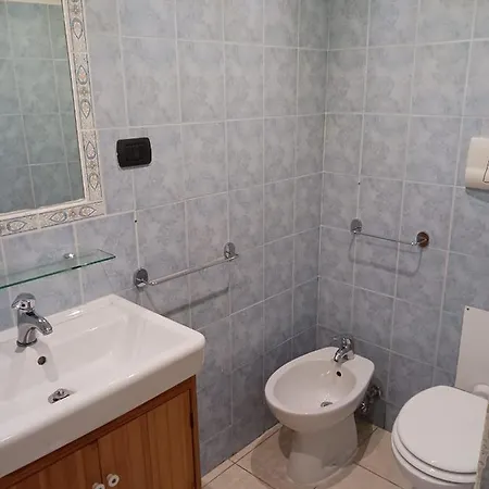 S286 - Sirolo, Bilocale In Zona Tranquilla * シローロ